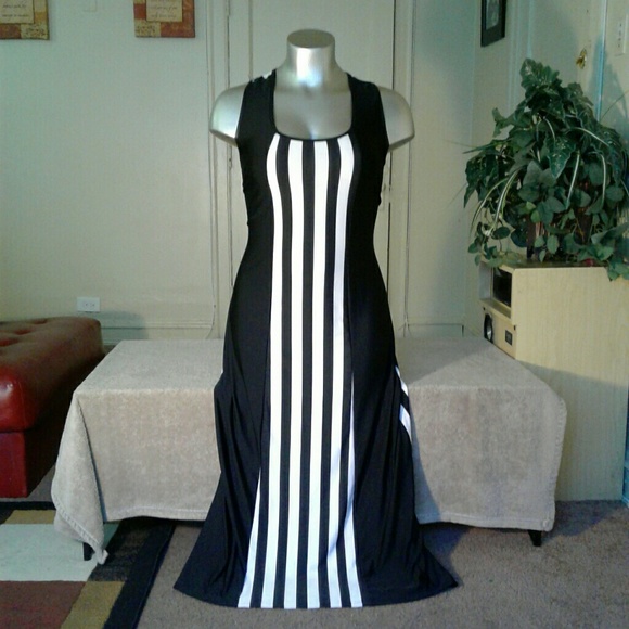 Dresses & Skirts - Just Love Black White Stripped Maxi